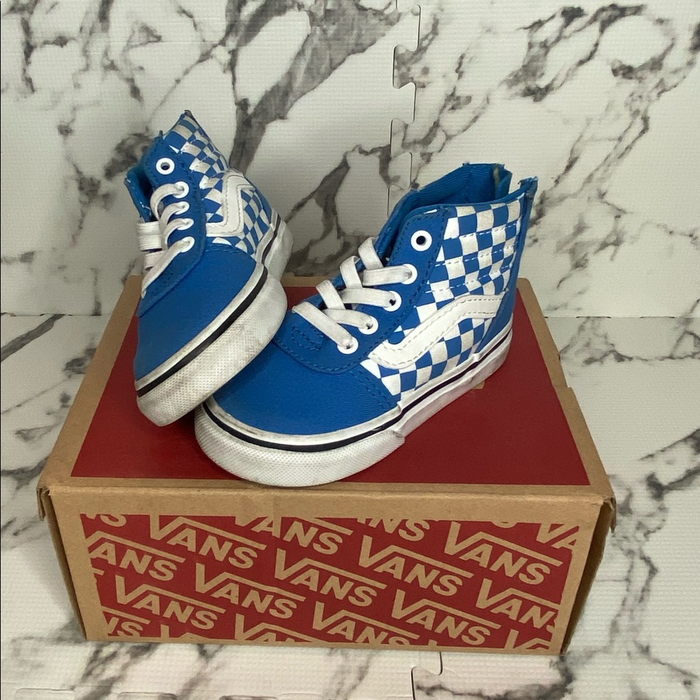 Toddler checkered vans Size 6
